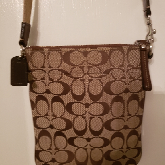 Coach Crossbody - Picture 3 of 3